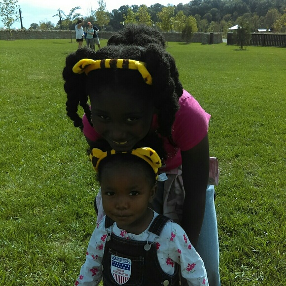 Meet your Posher, Sarah - Picture 2 of 2